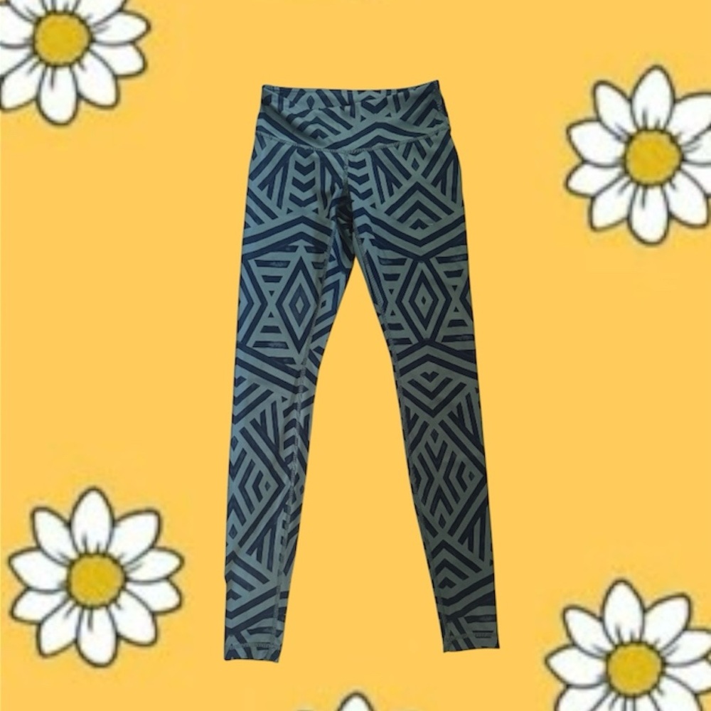 Lululemon winder under luxtreme chevron green full length Leggings